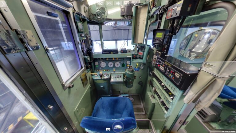 WORKS | 導入事例 紹介ページ | キハ40 353号(優駿浪漫カラー