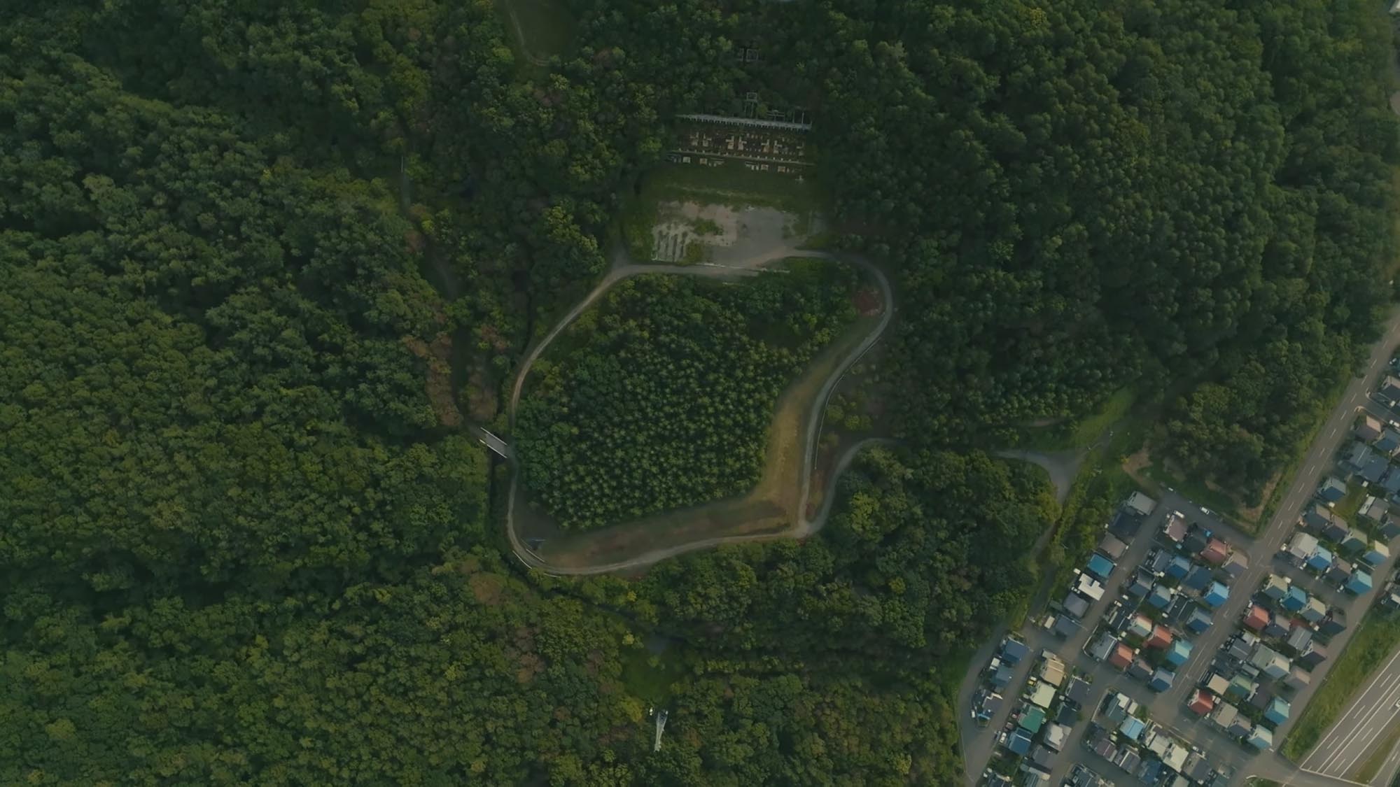 手稲山周辺を上空から撮影したドローン映像